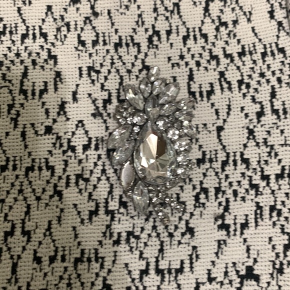 sweater - Picture 3 of 5